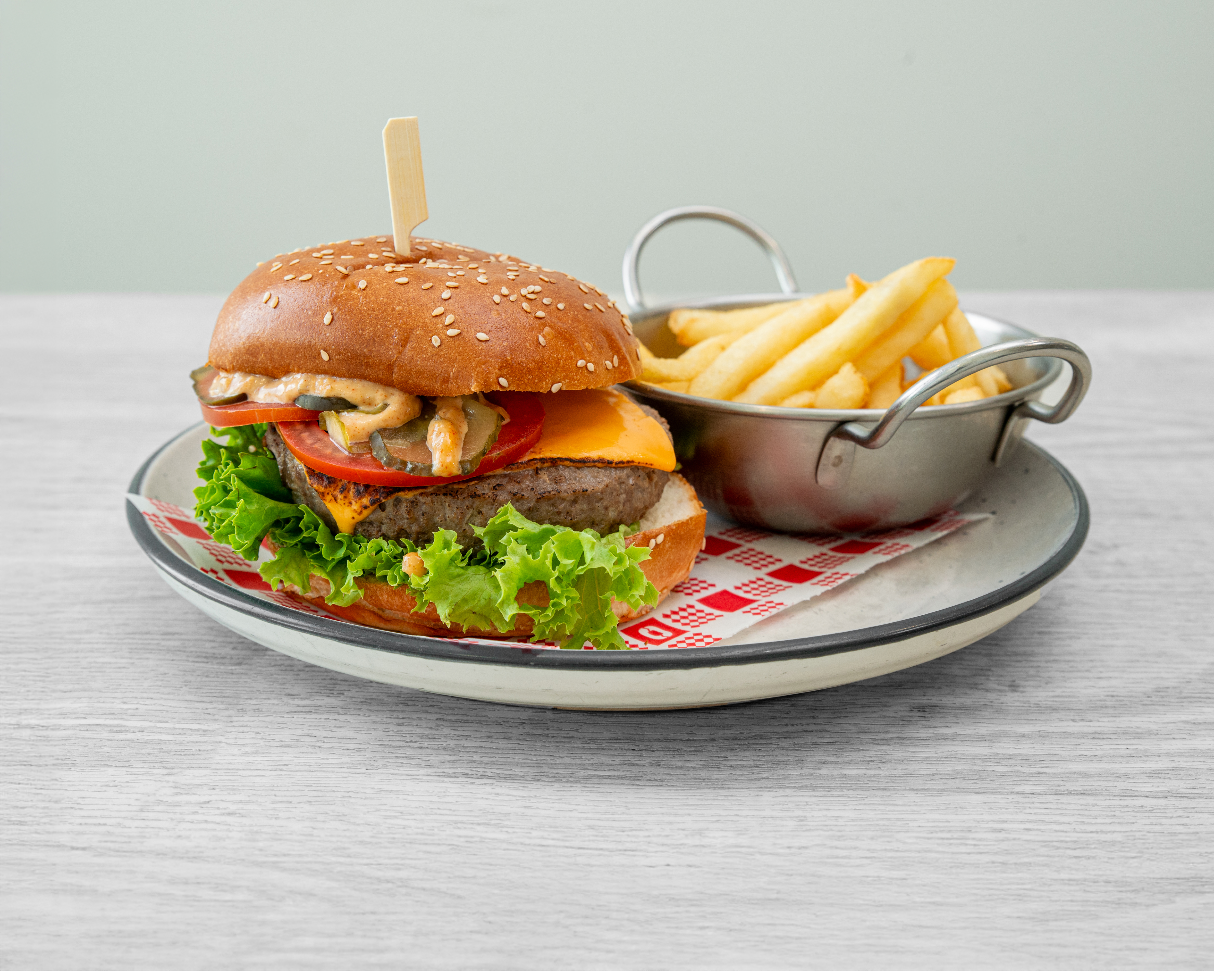 Classic Cheese Burger